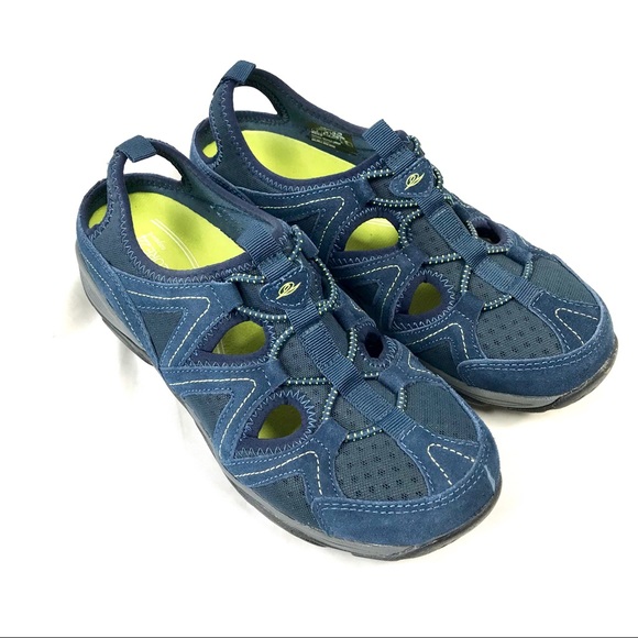 easy spirit earthen sandals